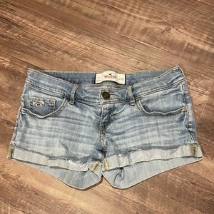 ☀️Summer shorts from Hollister☀️